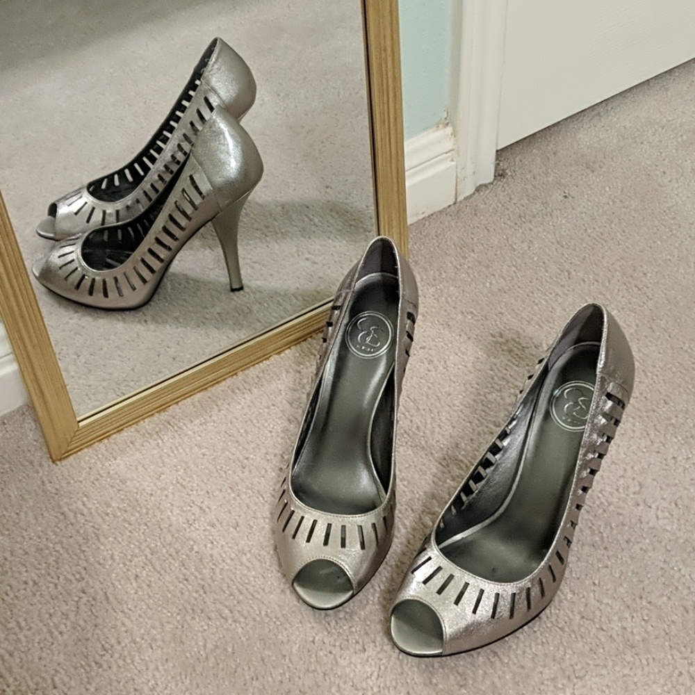 4-inch Silver Leather Leela High Heels